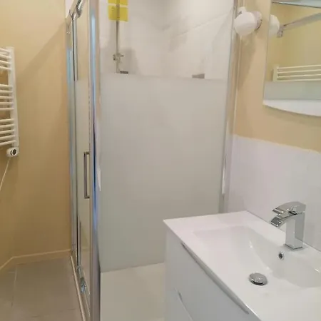 Apartment Le Galion -1er Ligne Vue Classe3*+parking Canet-en-Roussillon